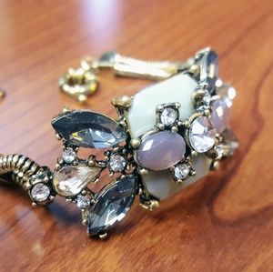 Clasp bracelet multi stone